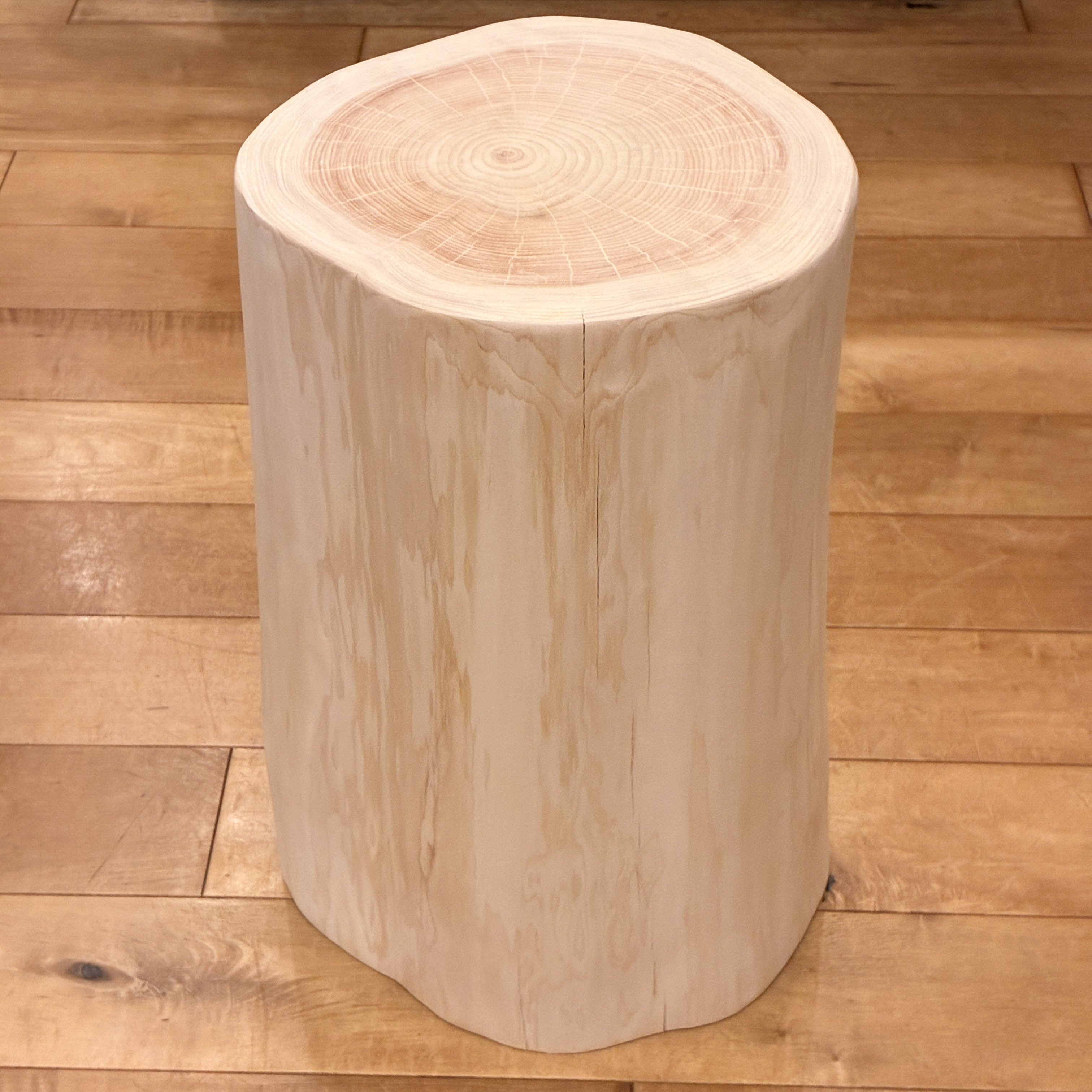 Hinoki  Wood  Stool  No.1549