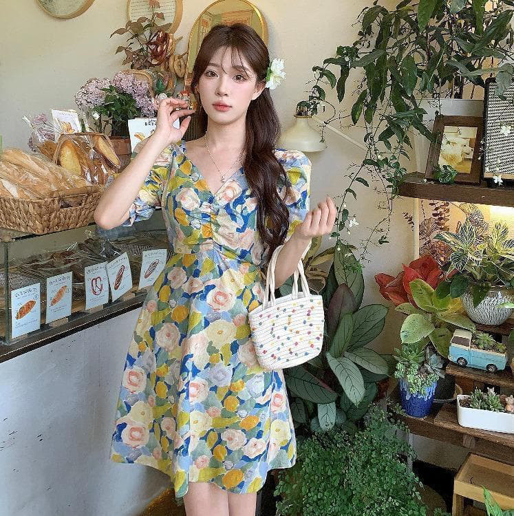 大きいサイズ レディース ワンピース　花柄　春夏 秋 新品 半袖