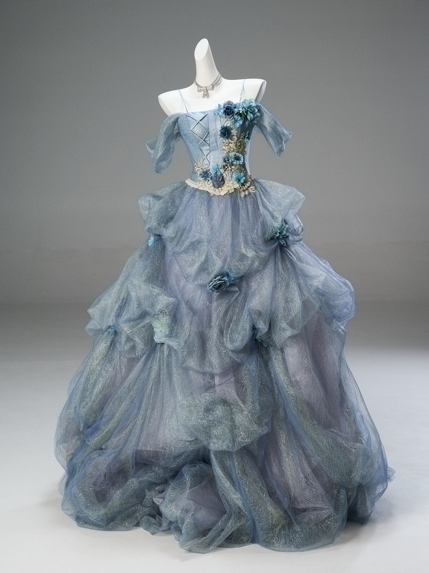 受注制作 ドレス 青 ブルー トレーン 花 綺麗 プリンセス 豪華 上品 演奏会 誕生日 成人式 ロングドレスCQ013