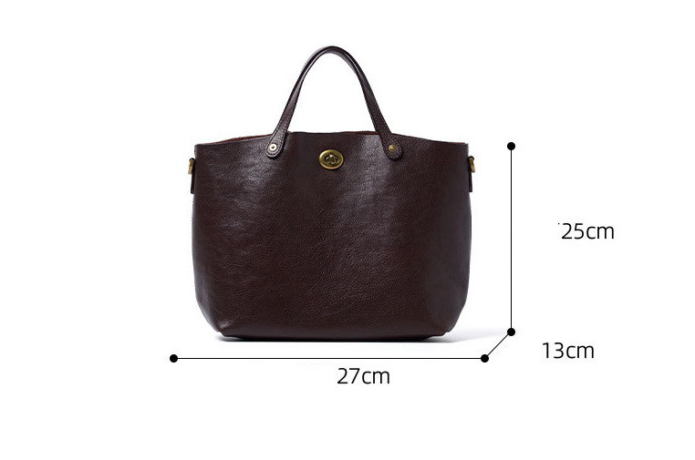 縦のラインが美しい 本革トートバッグ ― ほどよい収納力で、日常に寄り添うレザーバッグ ―