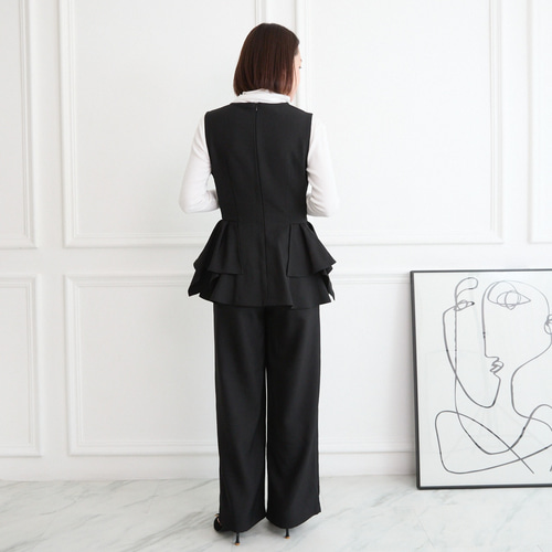 セットアップ】サラサラ素材✨1年中着まわせる タックフレアラッフルと