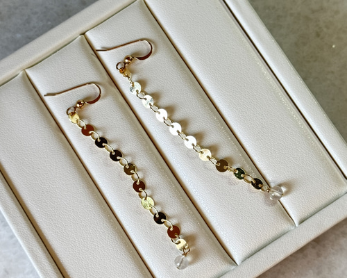 Naturel Bijou】14Kgf ディスクチェーンピアス ロイヤルブルームーン