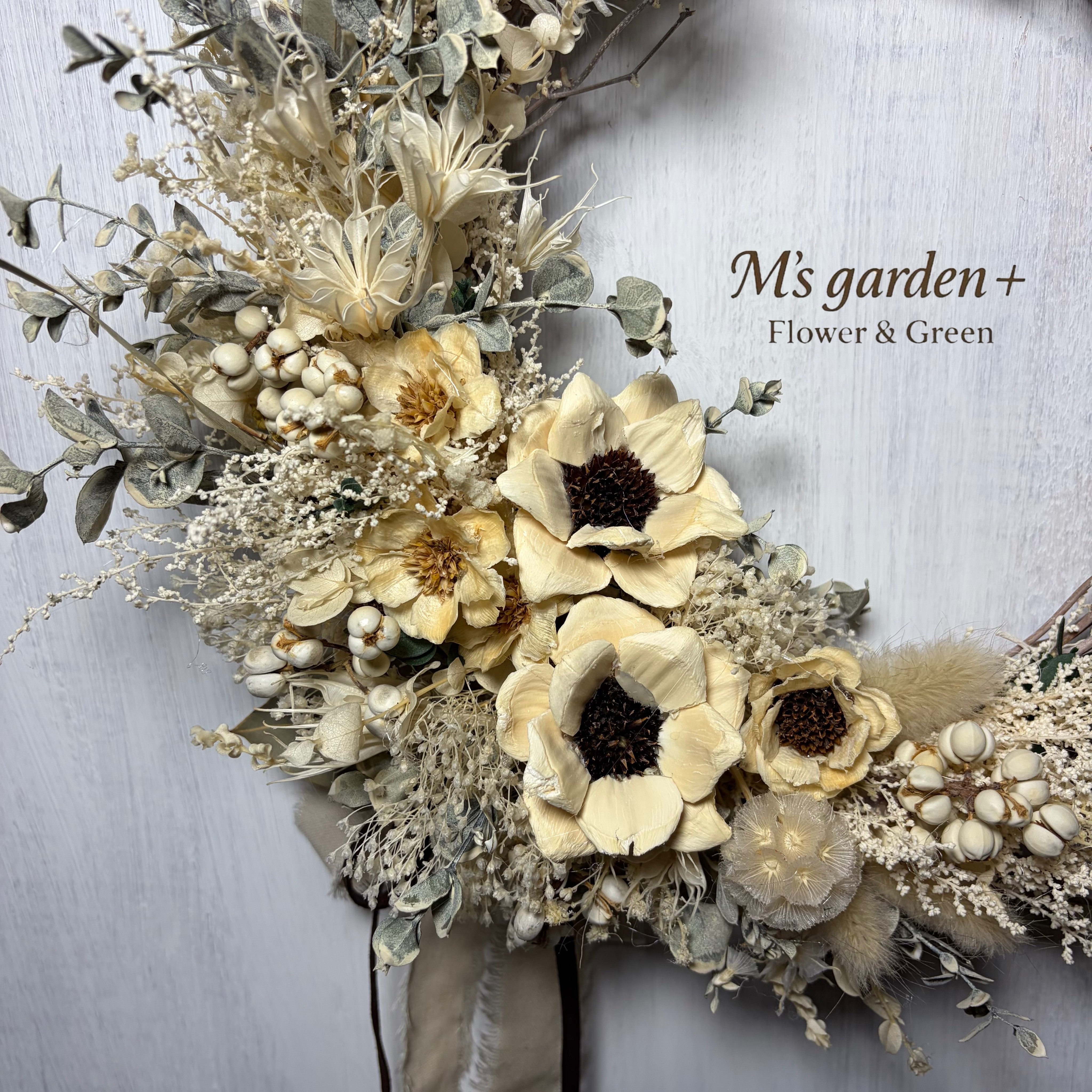 【ナチュラルホワイトのリース】生成りのナチュラルな花を集めたリース