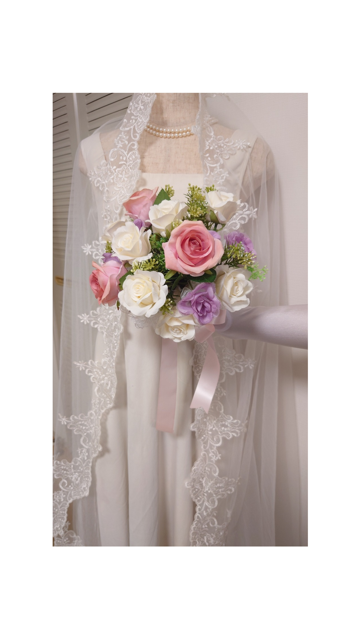 41  薔薇を中心にして作ったウェディングブ―ケ &ブ―トニア　結婚式　フォトウェディング　　前撮り