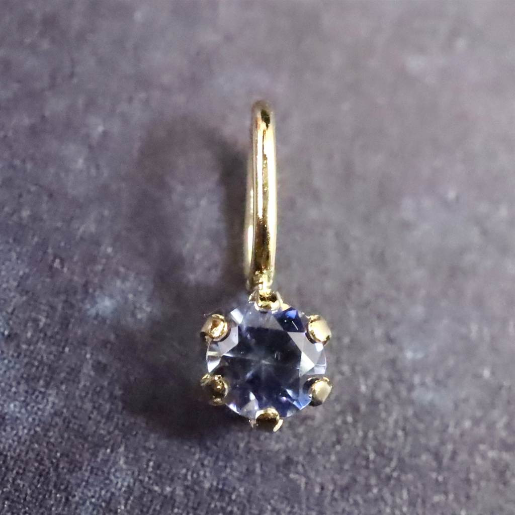 ベニトアイト 2.5mmラウンドカット ペンダント 18KYG 0.08ct #78494