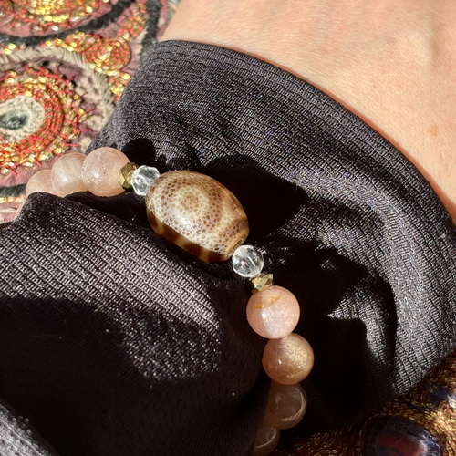 開光 虎牙三眼天珠 その他アクセサリー dzi ＊ ΚΑйON ＊ 通販 20339262