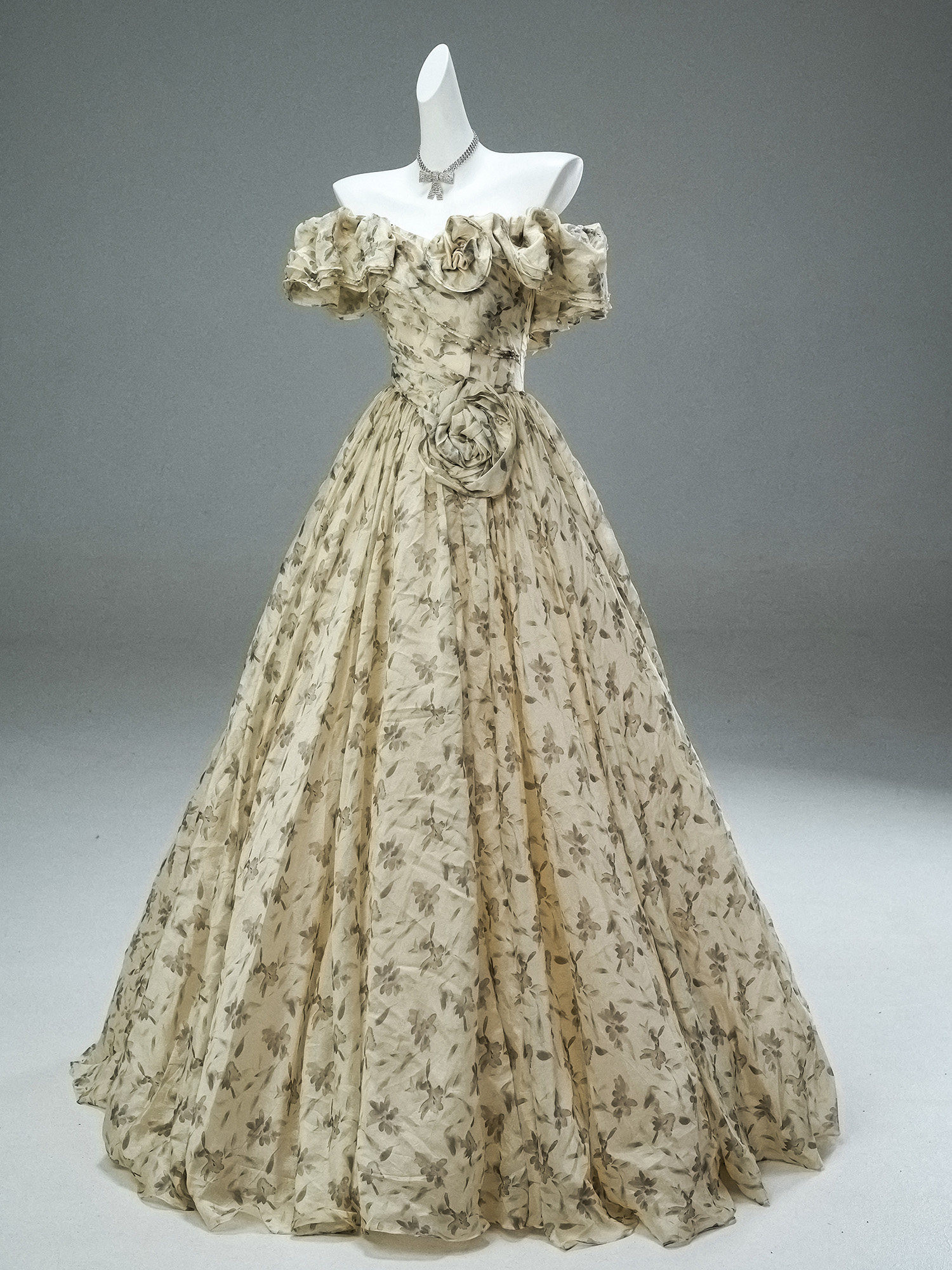 受注制作 ドレス 黄色 イエロー 花 オフショルダー 上品 綺麗 豪華 プリンセス 演奏会 成人式 ロング CQ051 49,788円