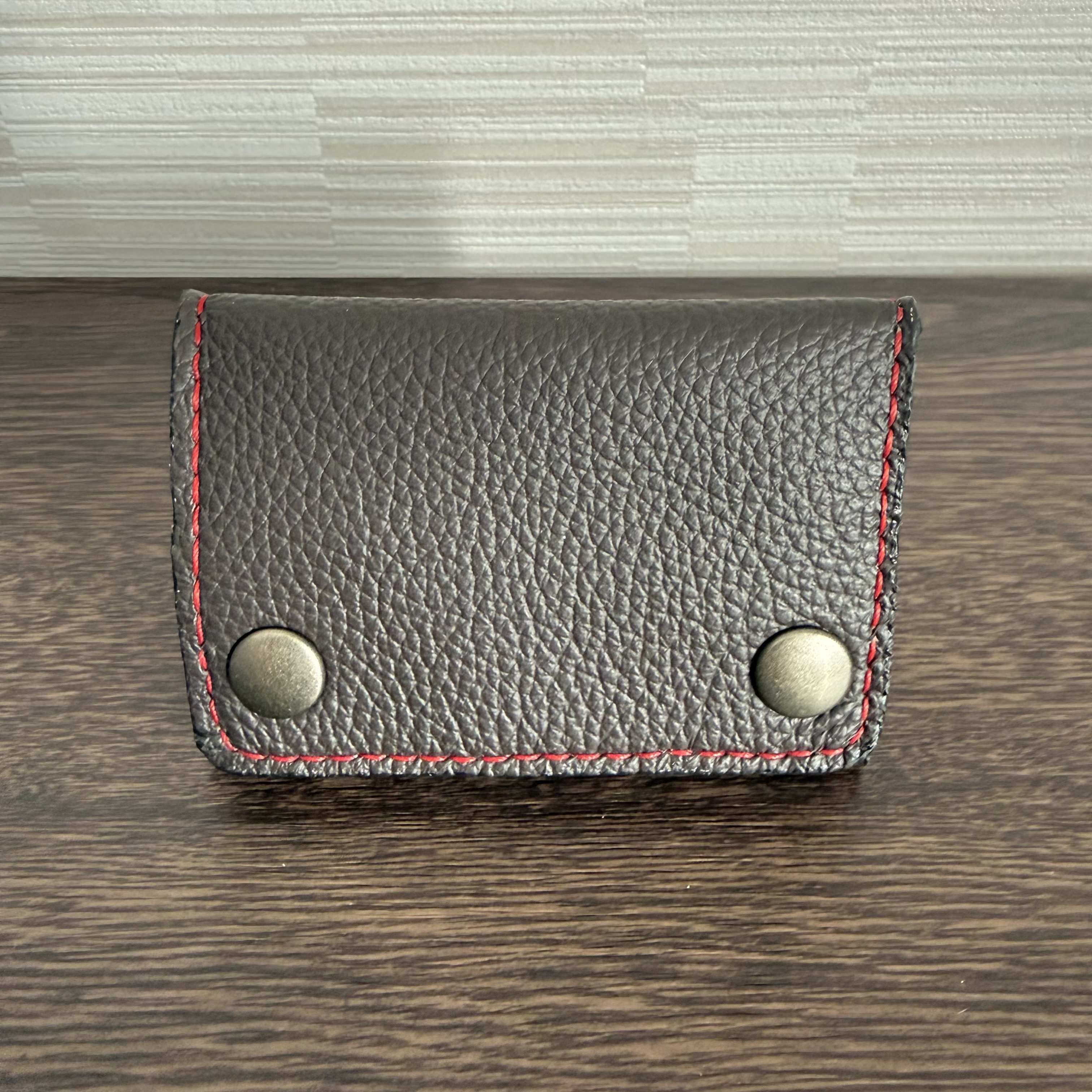 手の収まりが最高な小銭入れ｜CP85 5,200円