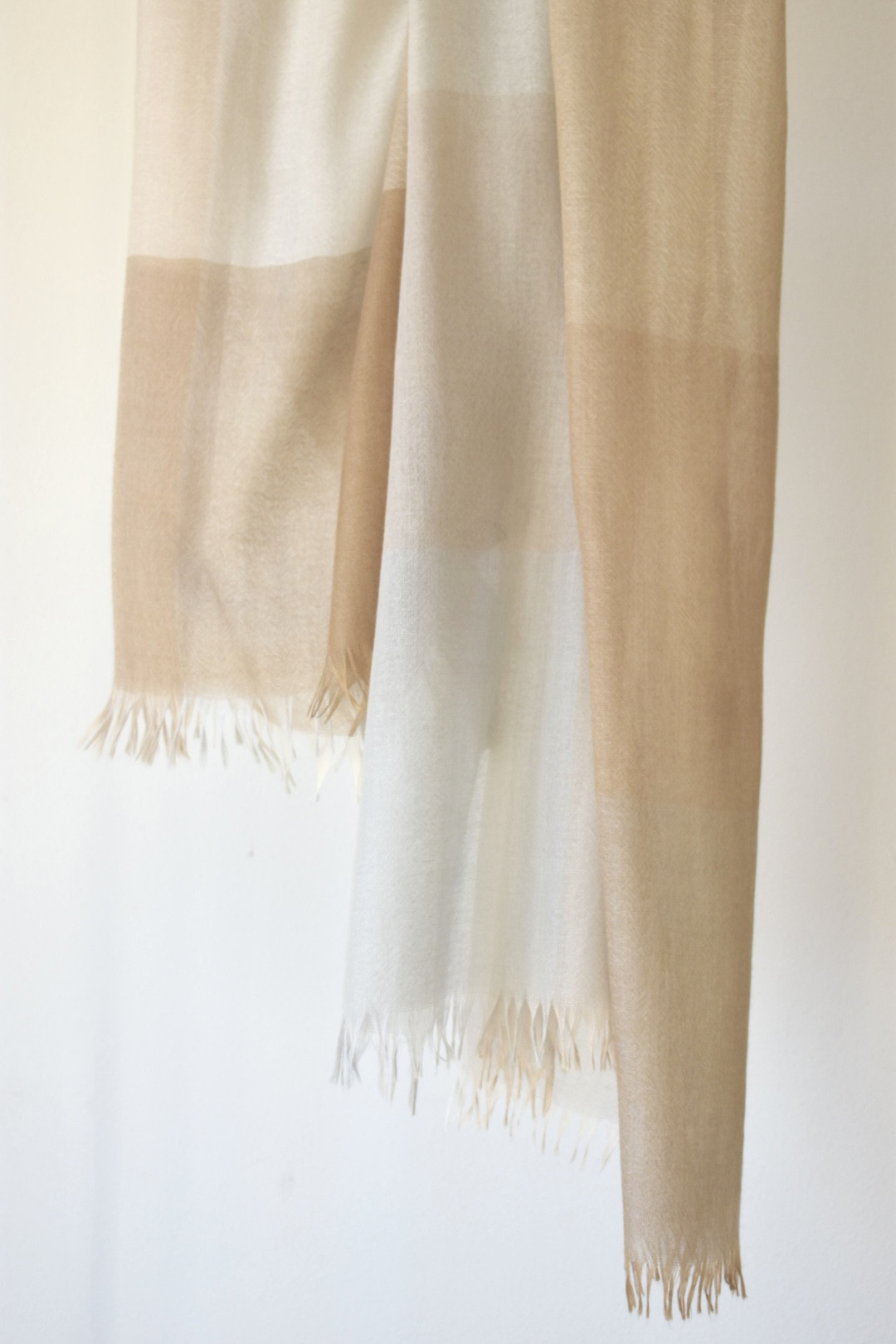 シルクカシミヤ　ブロックチェックストール　ベージュ