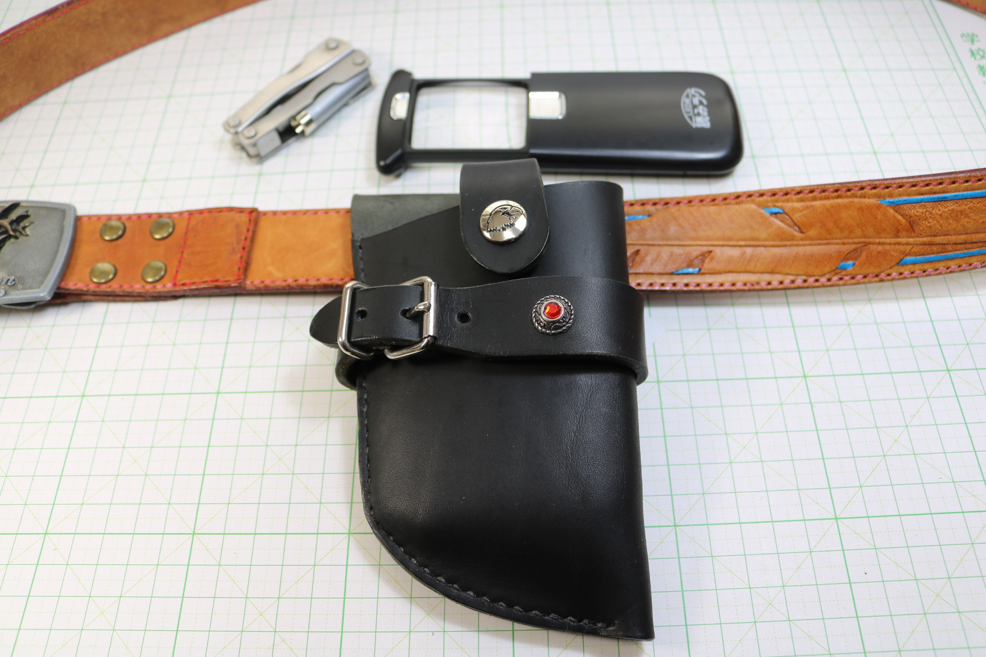 アウトドア小物入れベルト用バッグ・レットスタッズ付き