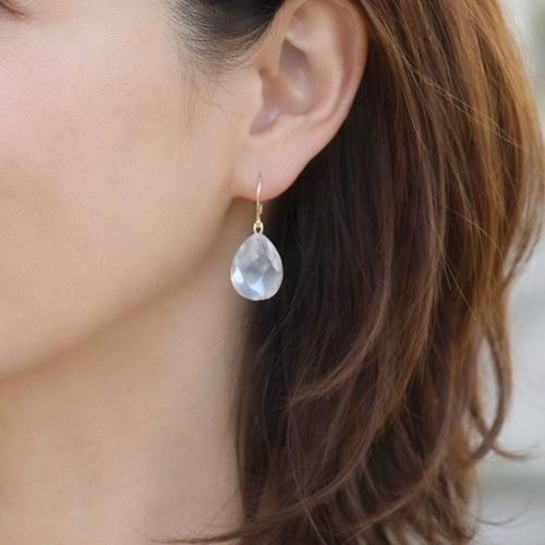 シルバー可✿マザーオブパール（白蝶貝）ピアス/イヤリングサージカル