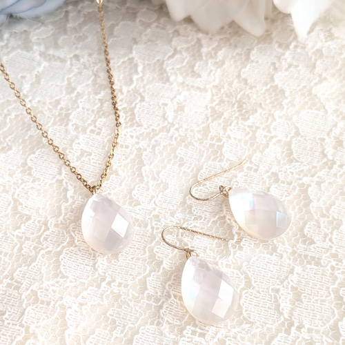 シルバー可✿マザーオブパール（白蝶貝）ピアス/イヤリングサージカル