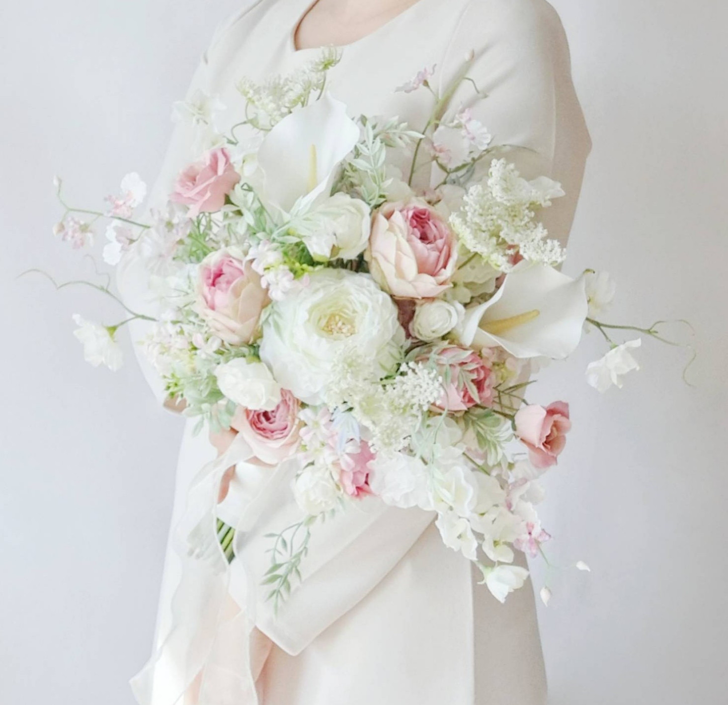 春❀ホワイト＆ピンクのウェディングブーケ&ブートニア❀アーティフィシャルフラワーブーケ❀クラッチブーケ❀カラーリリー❀