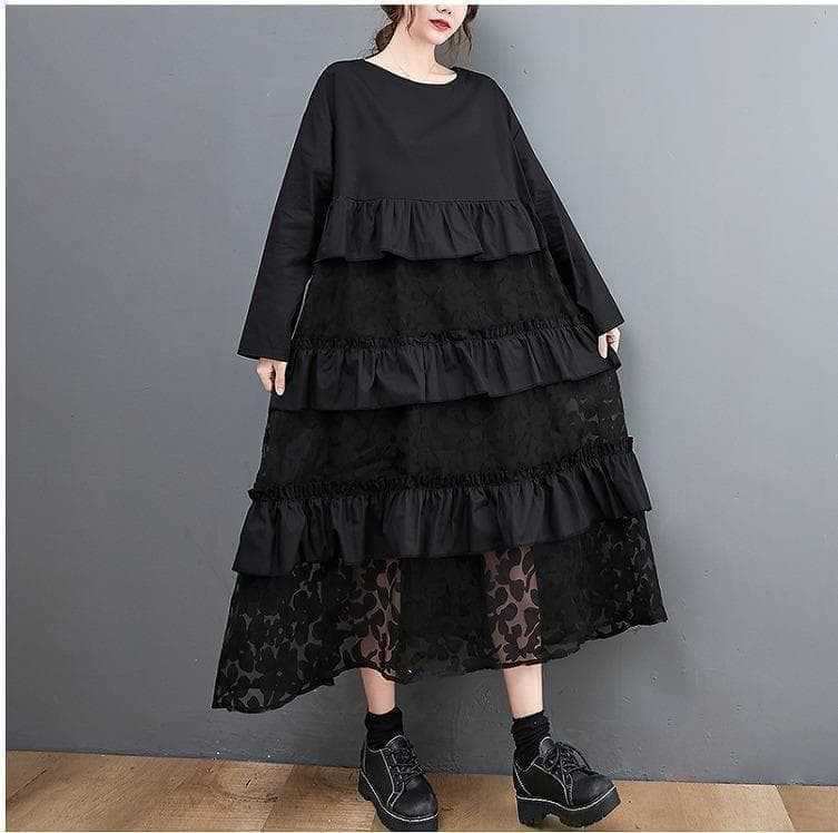 【新品】大きいサイズ黒 花柄 ティアードロングワンピース ゆったり秋冬長袖4ｆ