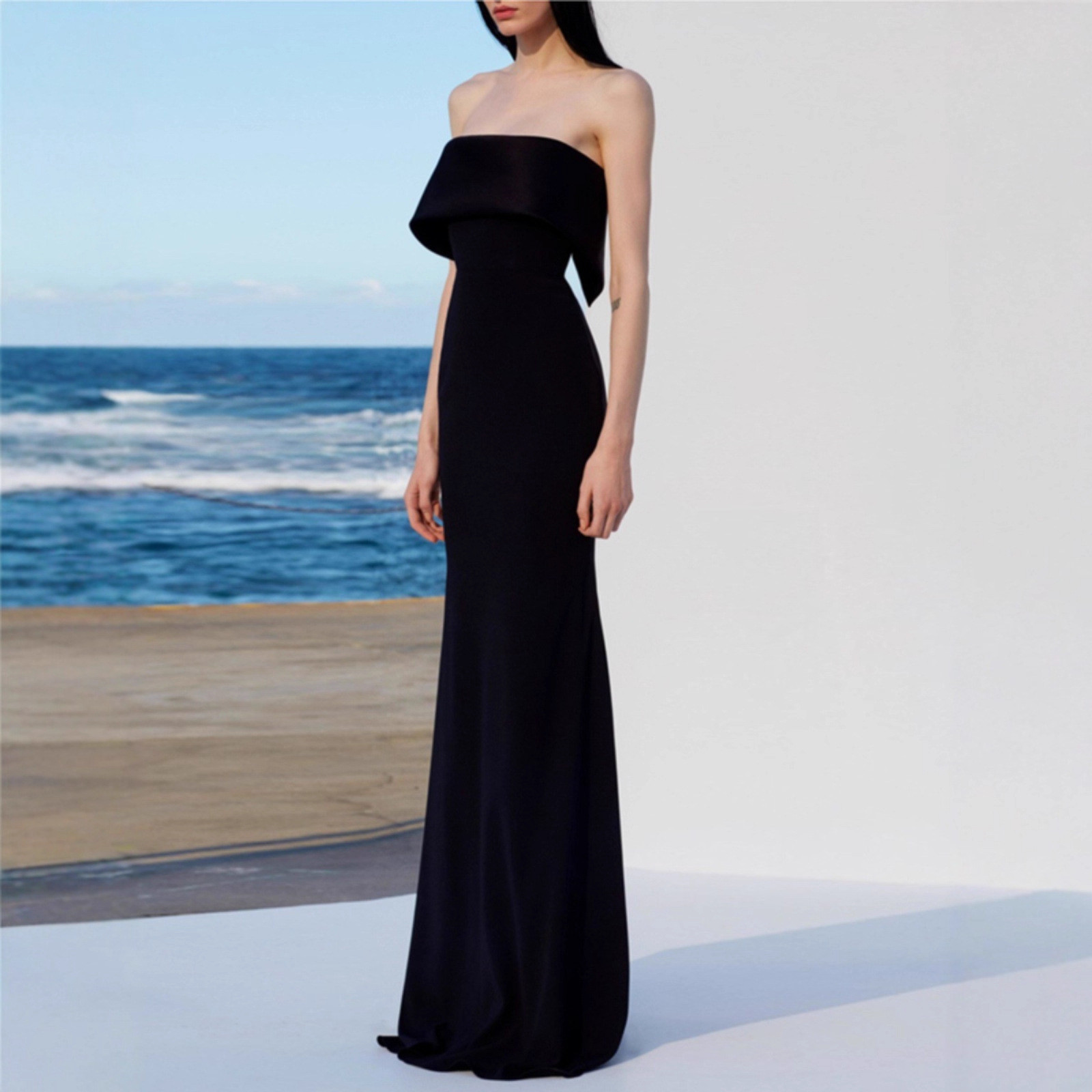 高級感 黒 スリム ノースリーブ パーティードレス シンプル 韓国風 演奏会 誕生日 成人式 前撮り HL1324