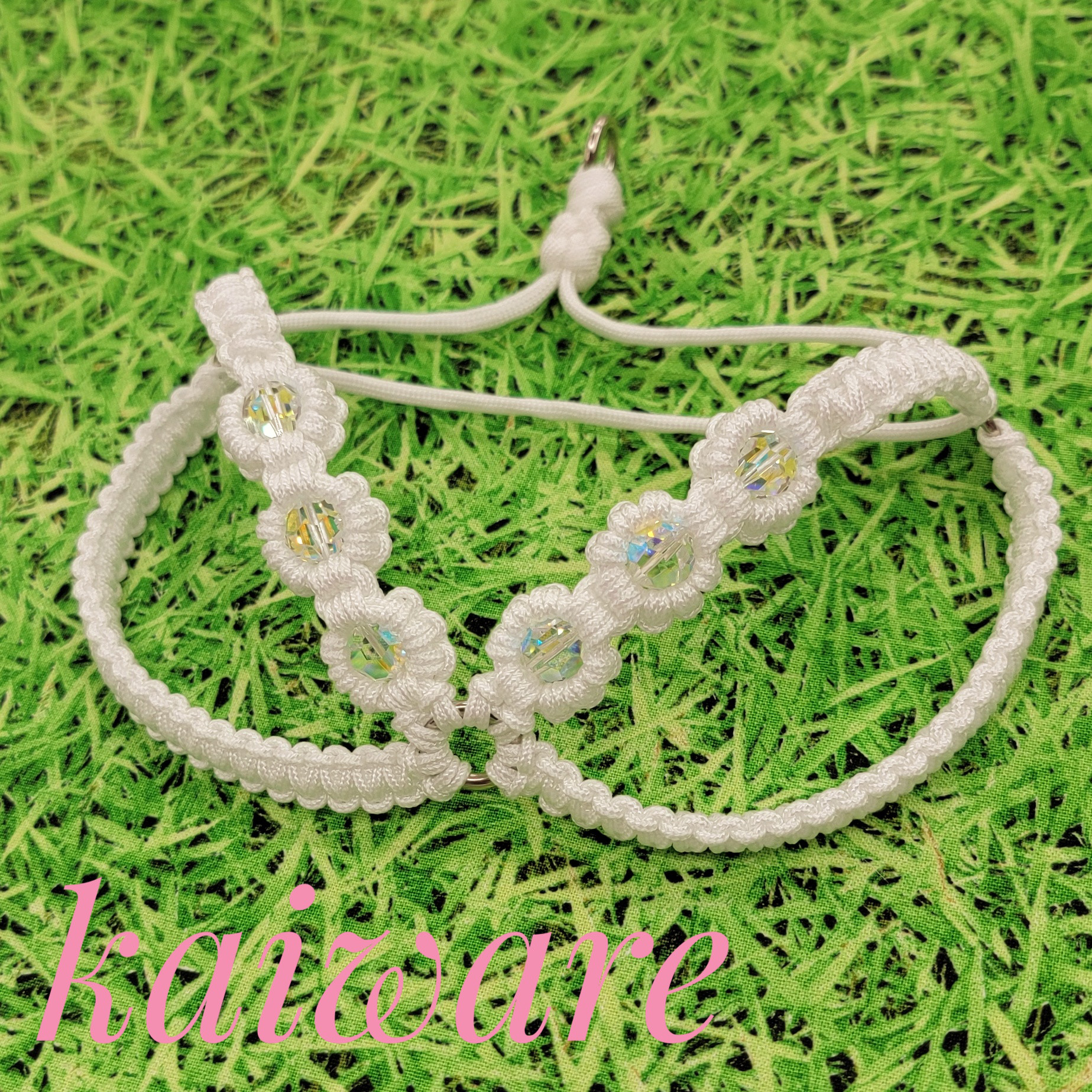 お花3つずつハーネスS+　️スワロダイヤカット12mmチワワ ヨーキー ポメラニアン トイプードル パラコード