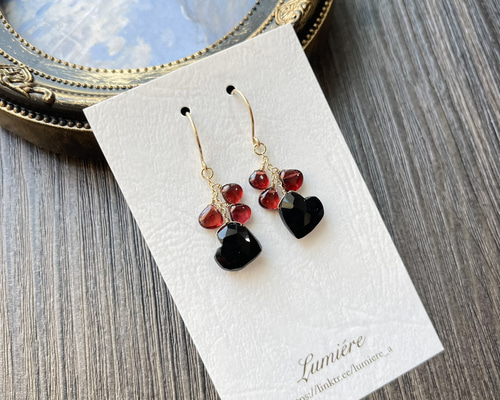 14kgf＊ガーネット&ハートオニキスのピアス ピアス（フック・チェーン