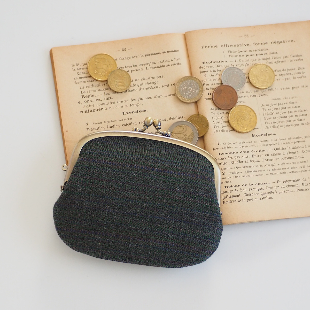 ■手紡ぎ、手織りシルク・ウールの親子がま口財布【ミニマムサイズ】 ■ lucas (gmi-e)