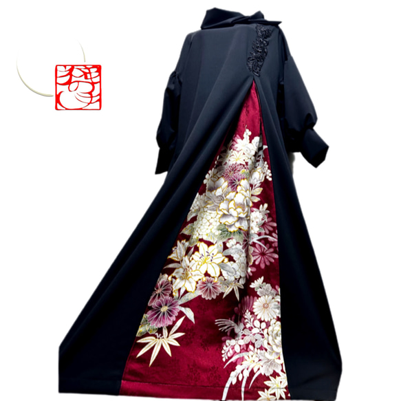 振袖 着物リメイク ドレス 和柄 ワンピース 黒×百合や牡丹や菊 ぽわん