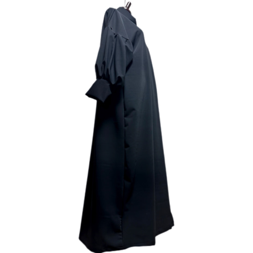 振袖 着物リメイク ドレス 和柄 ワンピース 黒×百合や牡丹や菊 ぽわん