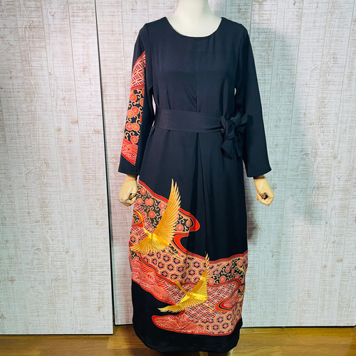 鶴亀甲菊刺繍＊縮緬正絹黒留袖ワンピースL～LL＆ギャザーストール