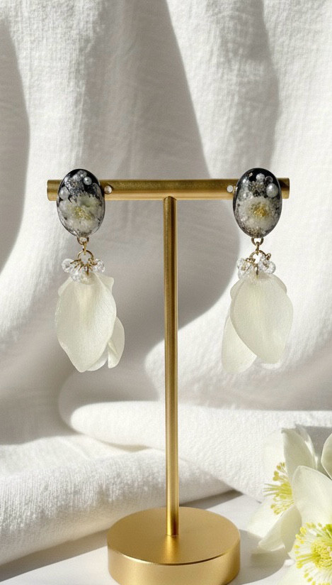 エグゼクティブ・モノトーン 〜知性と華やぎの共演〜