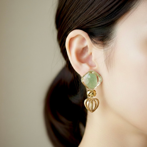 数量限定] GREEN HEART 天然石グリーンアベンチュリン ピアス