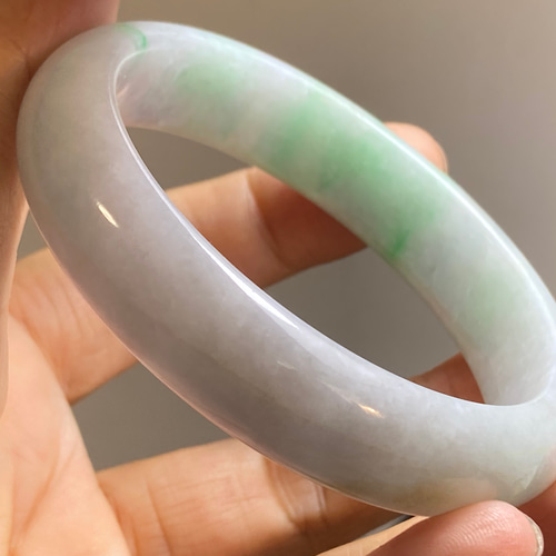ミャンマー産　A貨翡翠バングル 最終値下げ 楽天市場】□龍香堂□☆A貨ミャンマー翡翠（ひすい）バングル（内直径