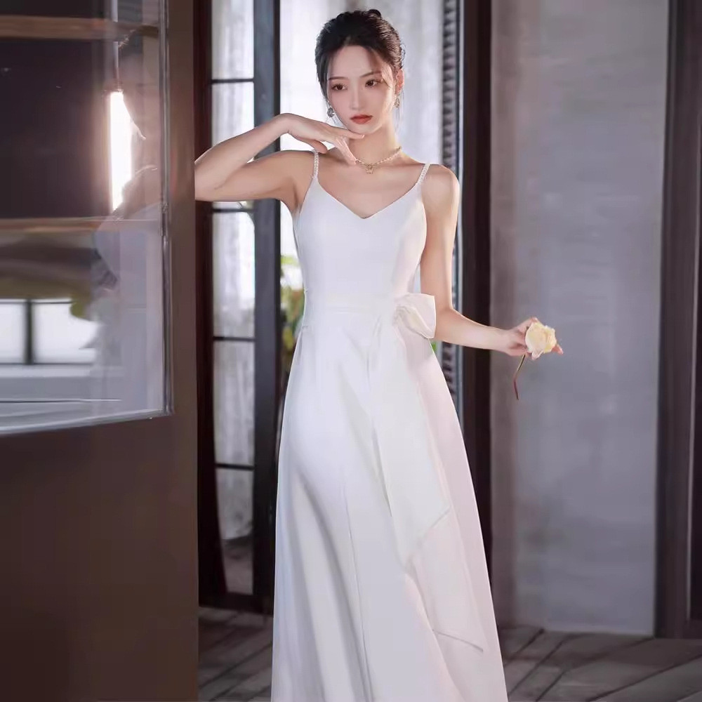 ウェディングドレス 白 黒 サテン リボン シンプル 韓国風 花嫁 誕生日 成人式 二次会 前撮り お呼ばれ AK824