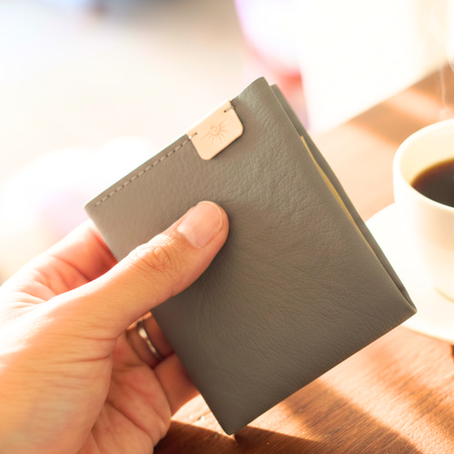 ダイニーマレザー 超軽量ミニマルウォレット ORIGAMI Slim（オリガミ