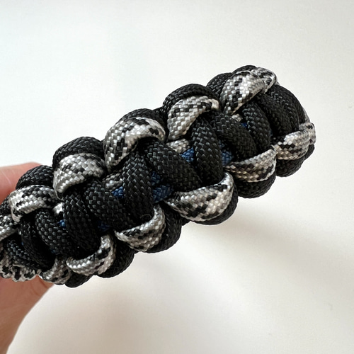 パラコード ハンドメイド ハンドストラップ 携帯スマホ キーホルダー