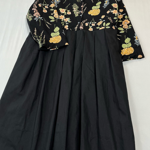 ハンドメイドワンピース ボタニカル ブラクック シームポケット