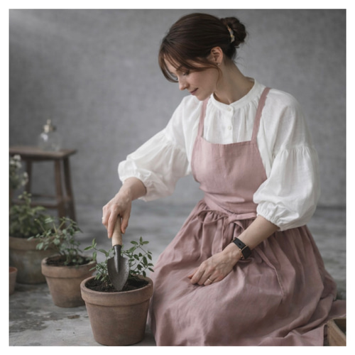 そのままお出かけリネンギャザーエプロン／おうち時間もお洒落に過ごす