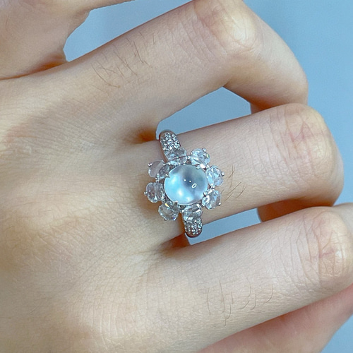 翡翠」K18 天然高氷種ヒスイ 天然ダイヤモンド 上品 忍耐 5月誕生石 本