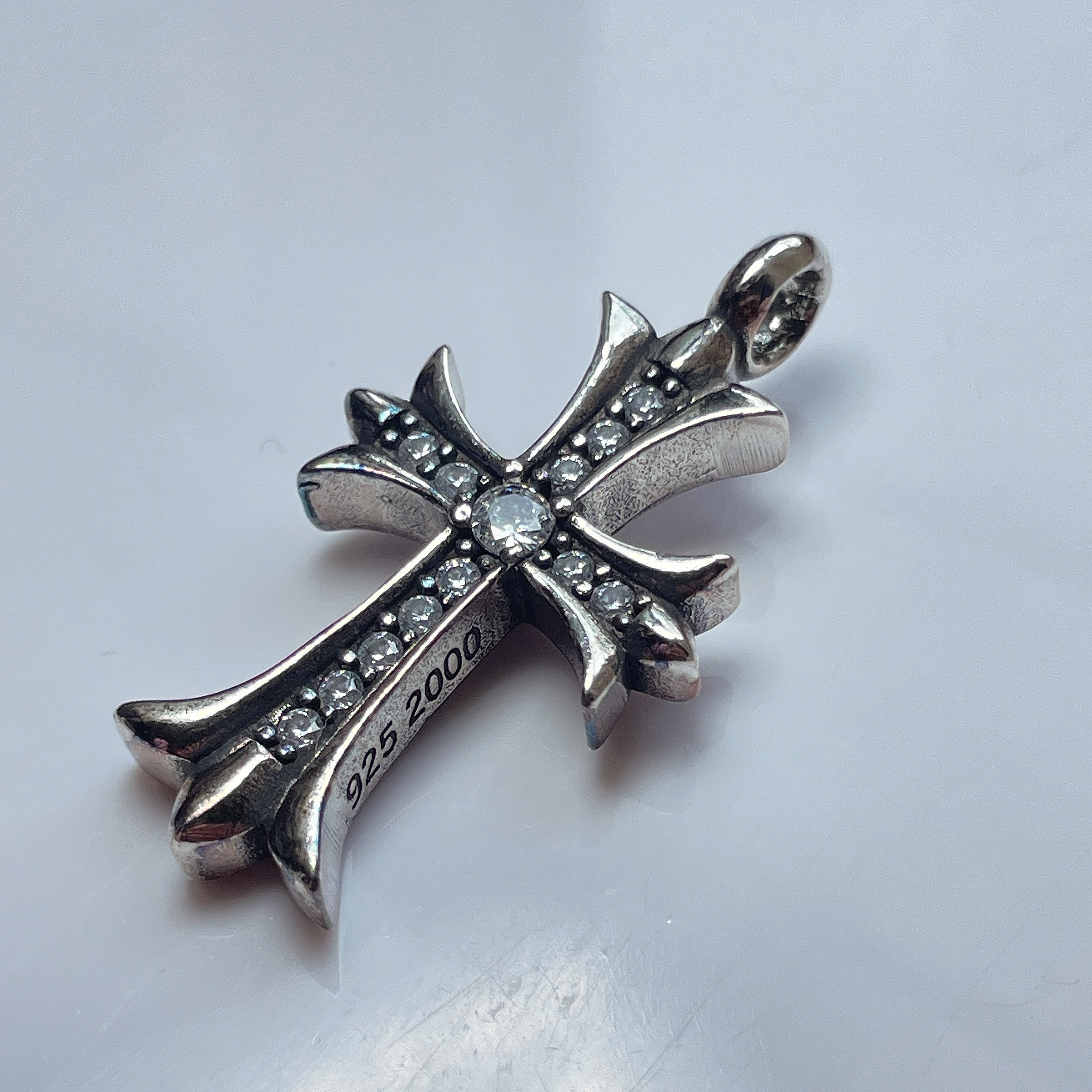 【ペンダント】　ベビーファット　タイニークロス　シルバー　パヴェ　silver９２５　刻印入り