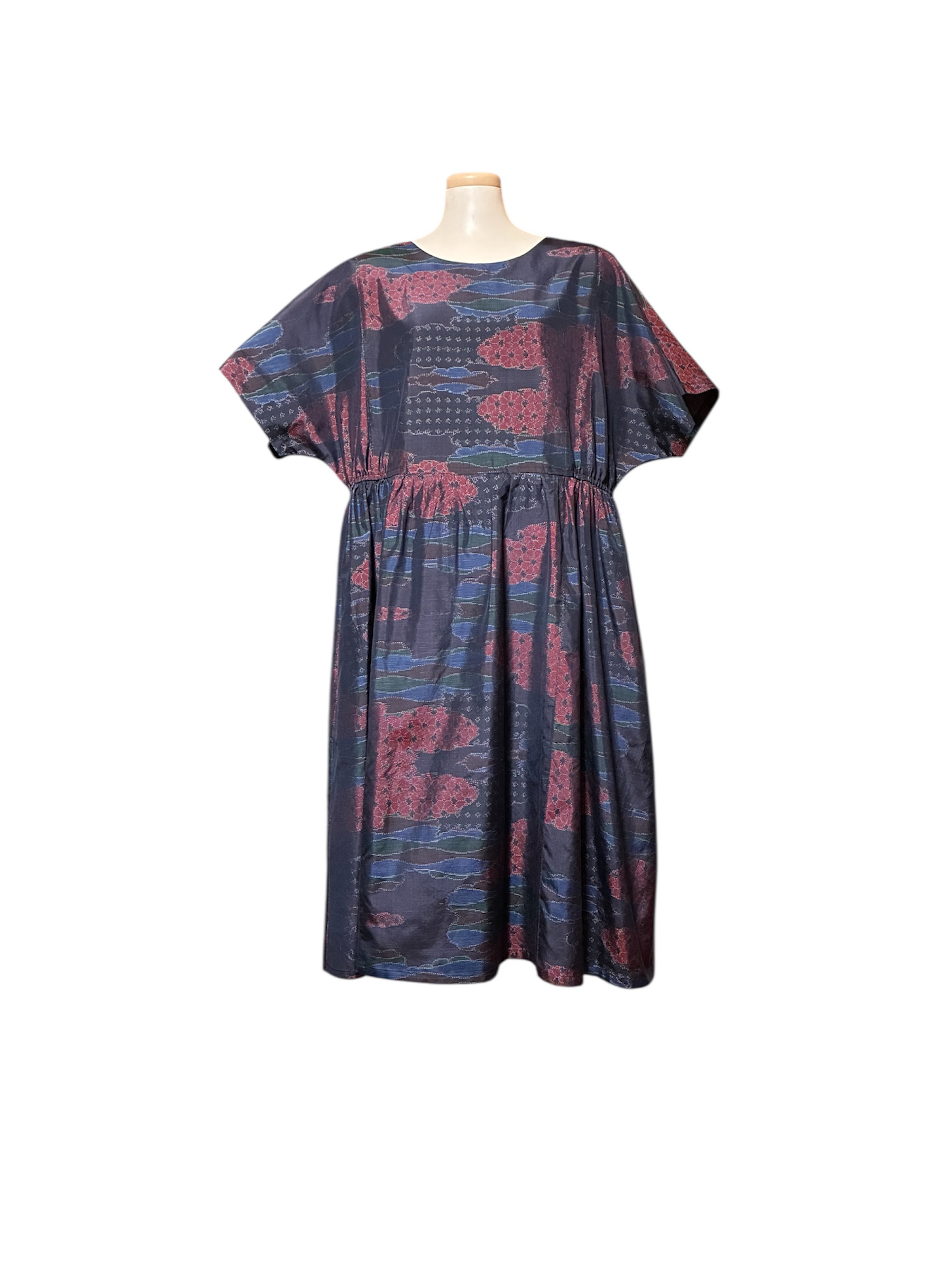 紺地の大島紬／半袖ウエストギャザーワンピース