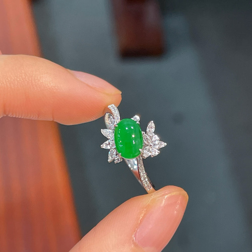 翡翠」K18 天然ヒスイ 天然ダイヤモンド 上品 忍耐 5月誕生石 本翡翠 A