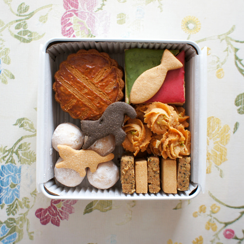 母の日2026》焼き菓子詰め合わせ(猫缶・無地) スイーツ・お菓子・パン