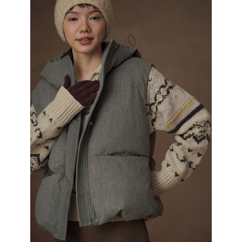 シンプルで長く愛される定番 ソフトツイード風素材 フード付きゆったり綿入れベスト#926