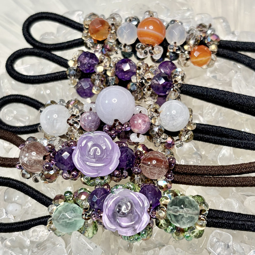 2月誕生石】天然石のヘアゴム（アメジスト小粒3連） ヘアゴム 天然石の