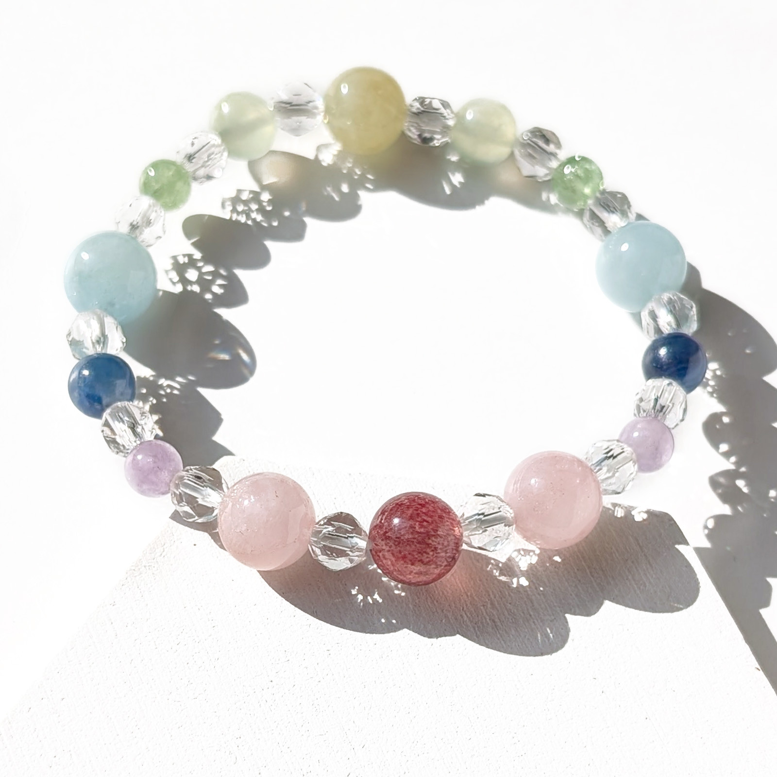 Rainbow／一点もの　虹色　レインボーグラデーション天然石×水晶ブレスレット