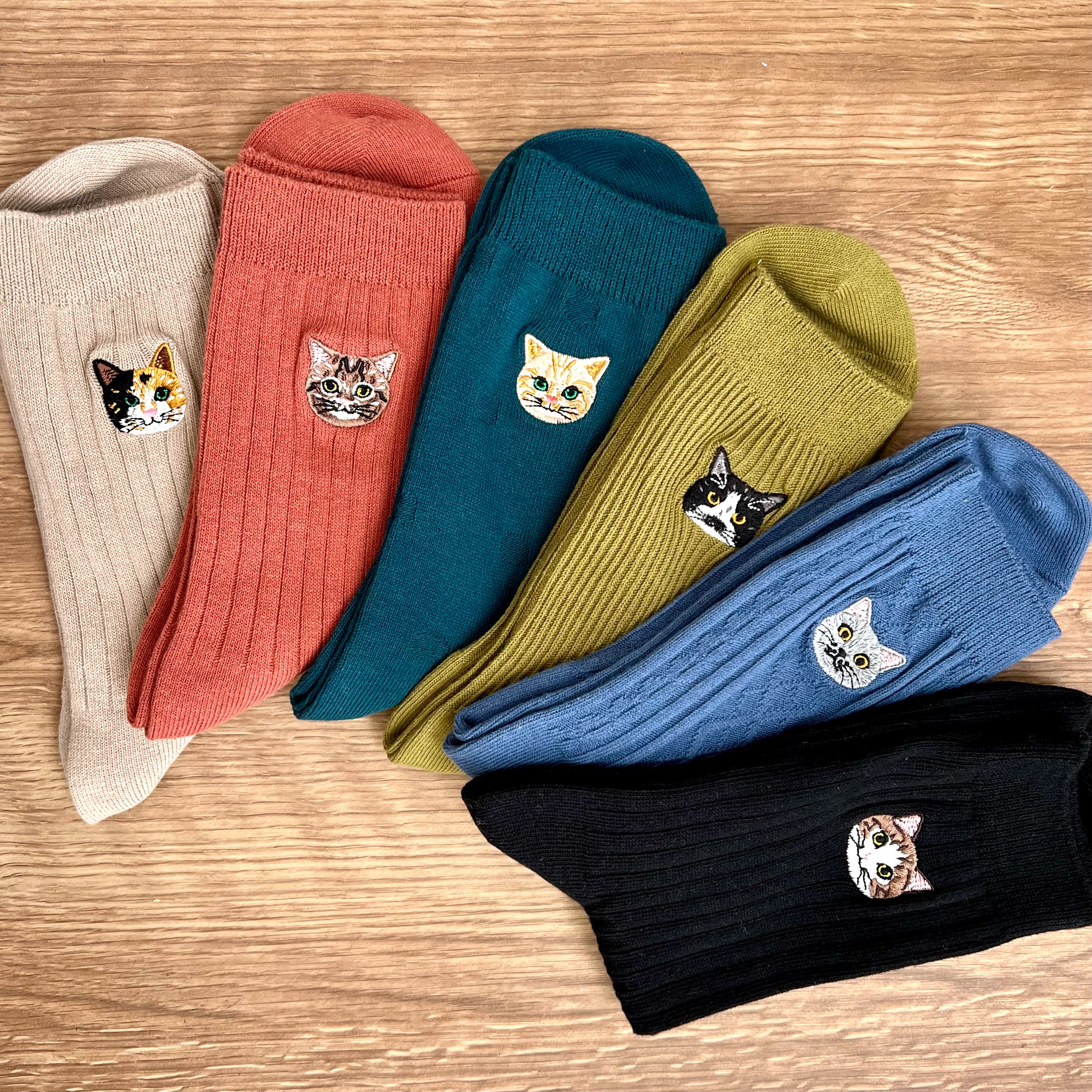 春の贈り物【毛並みまで感じる猫刺繍の紳士靴下 6柄 】