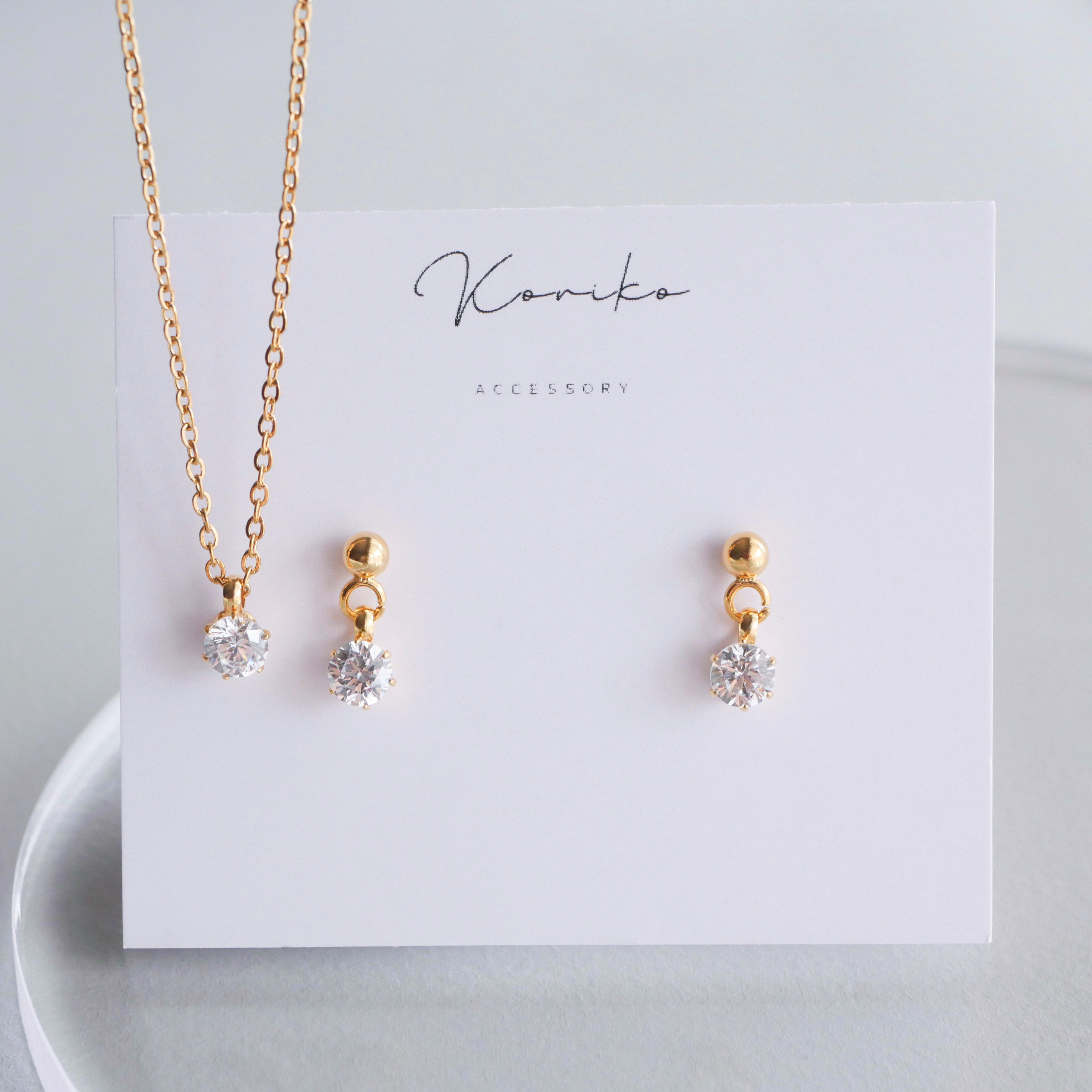 【Heart&Cupid】CZダイヤ　揺れる一粒ピアス&ネックレス　４ｍｍ　サージカルステンレス　金アレ対応　クリア