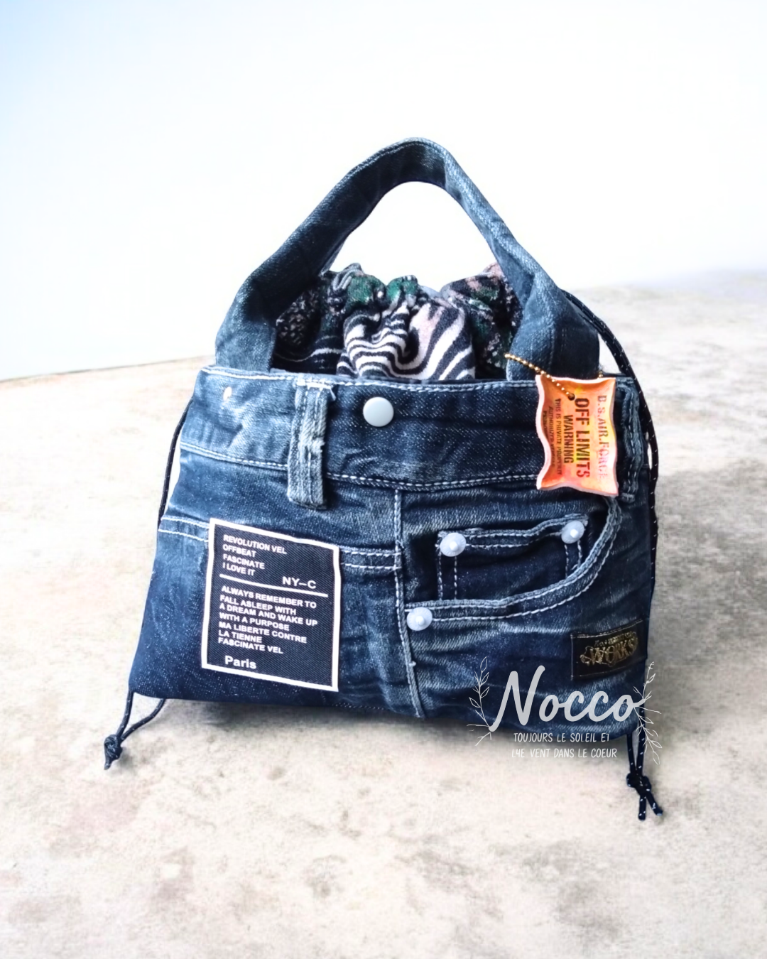 №830【DENIM✖️巾着✖️全面あおりポケットToteBAG⚮̈♥】デニムリメイクトートバッグ/1点もの