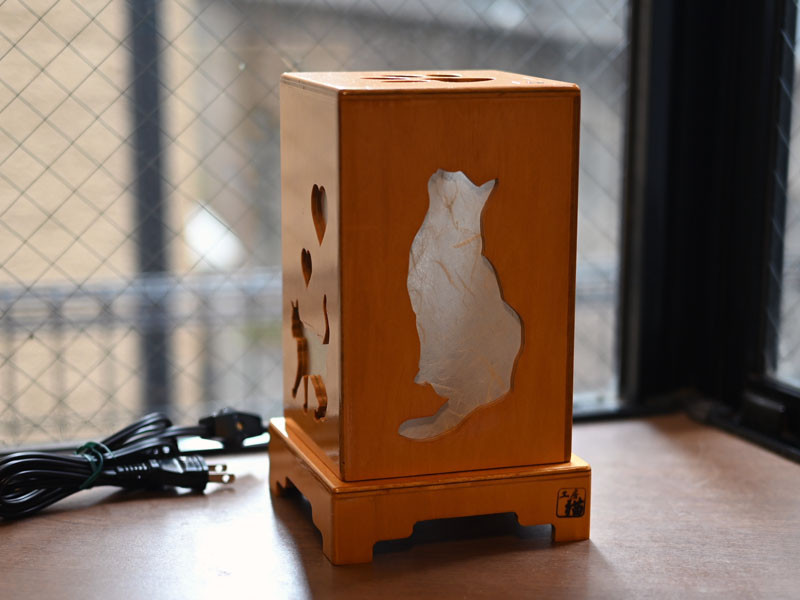 木の猫ランプ(小) 705