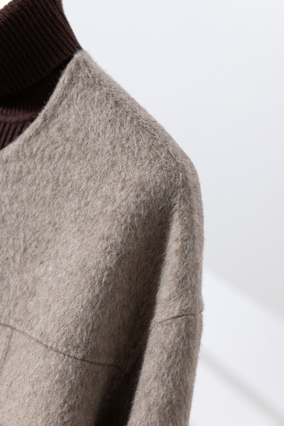 簡約時尚的雙面羊毛短外套，奶茶色（260109-1） 第4張的照片