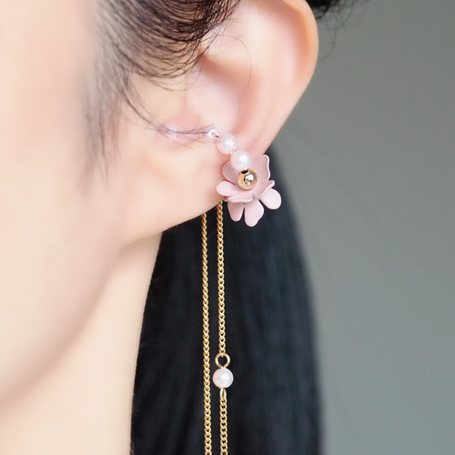 Wチェーンロングイヤーカフ 桜ピンク サージカルステンレスチェーン