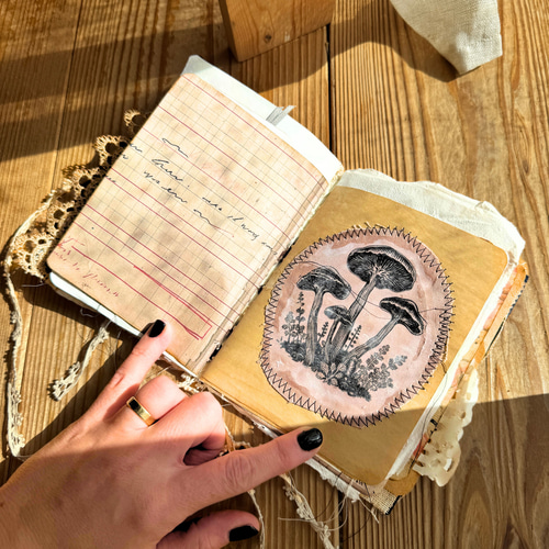 ハンドメイドのジャンクジャーナル (70ページ） ZINE・小冊子 The