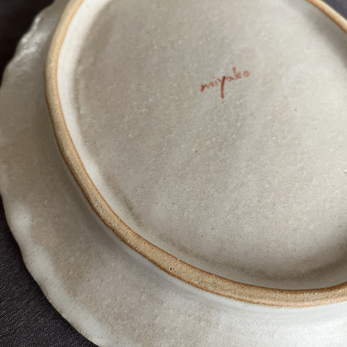 野あそび 』うさぎのオーバル皿｜手描き・染付・楕円プレート 中皿