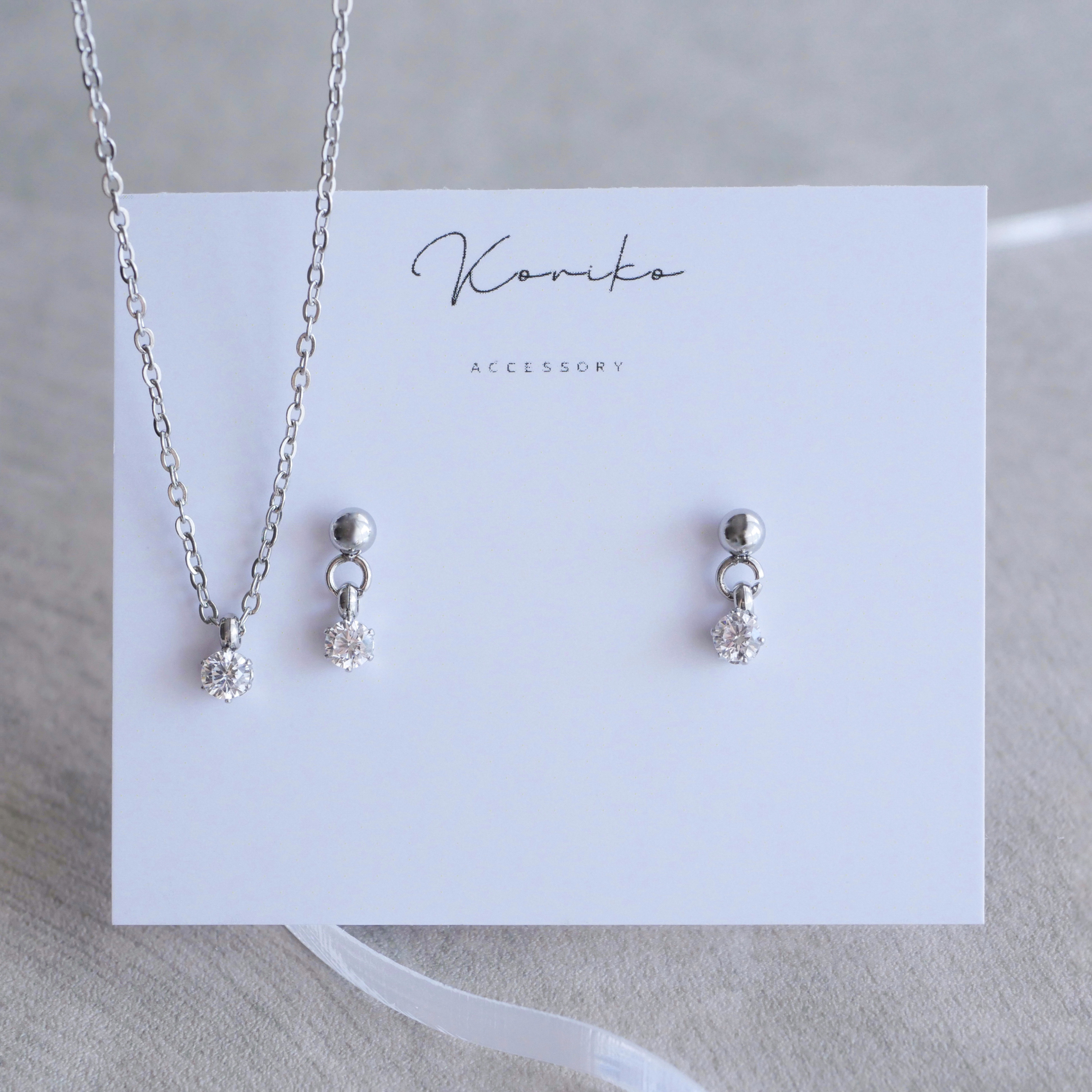 【Heart&Cupid】 CZダイヤ　揺れる一粒ピアス&ネックレス　３ｍｍ　サージカルステンレス　金属アレルギー対応